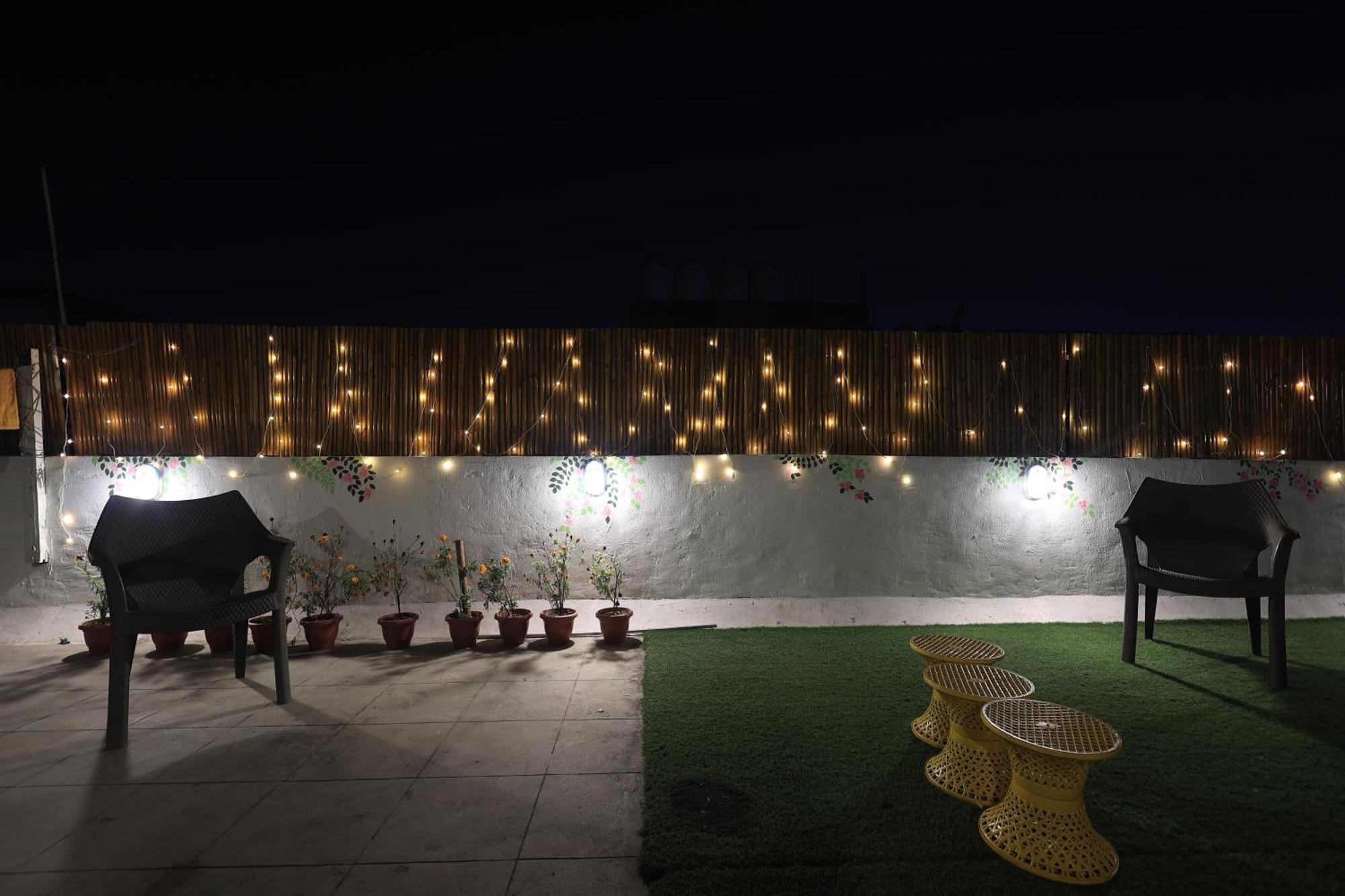 Amigosindia Hostel