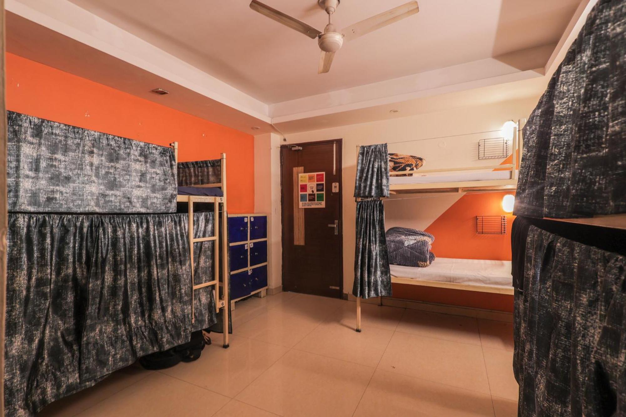 Amigosindia Hostel